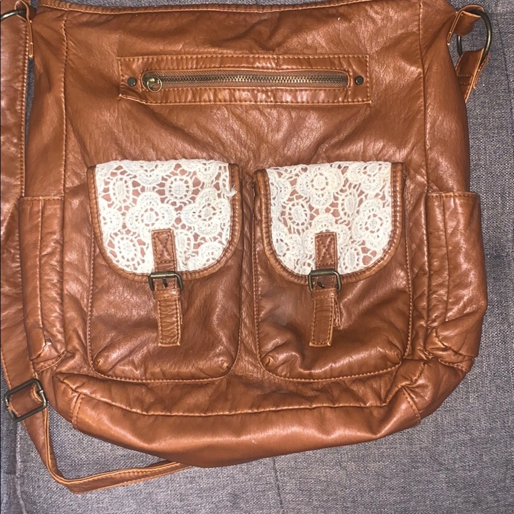 Tan crossbody purse